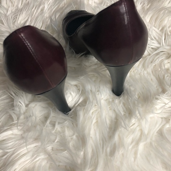 Chanel pumps. - Picture 3 of 4